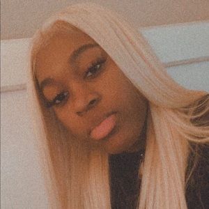 Meet your Posher, Kiara